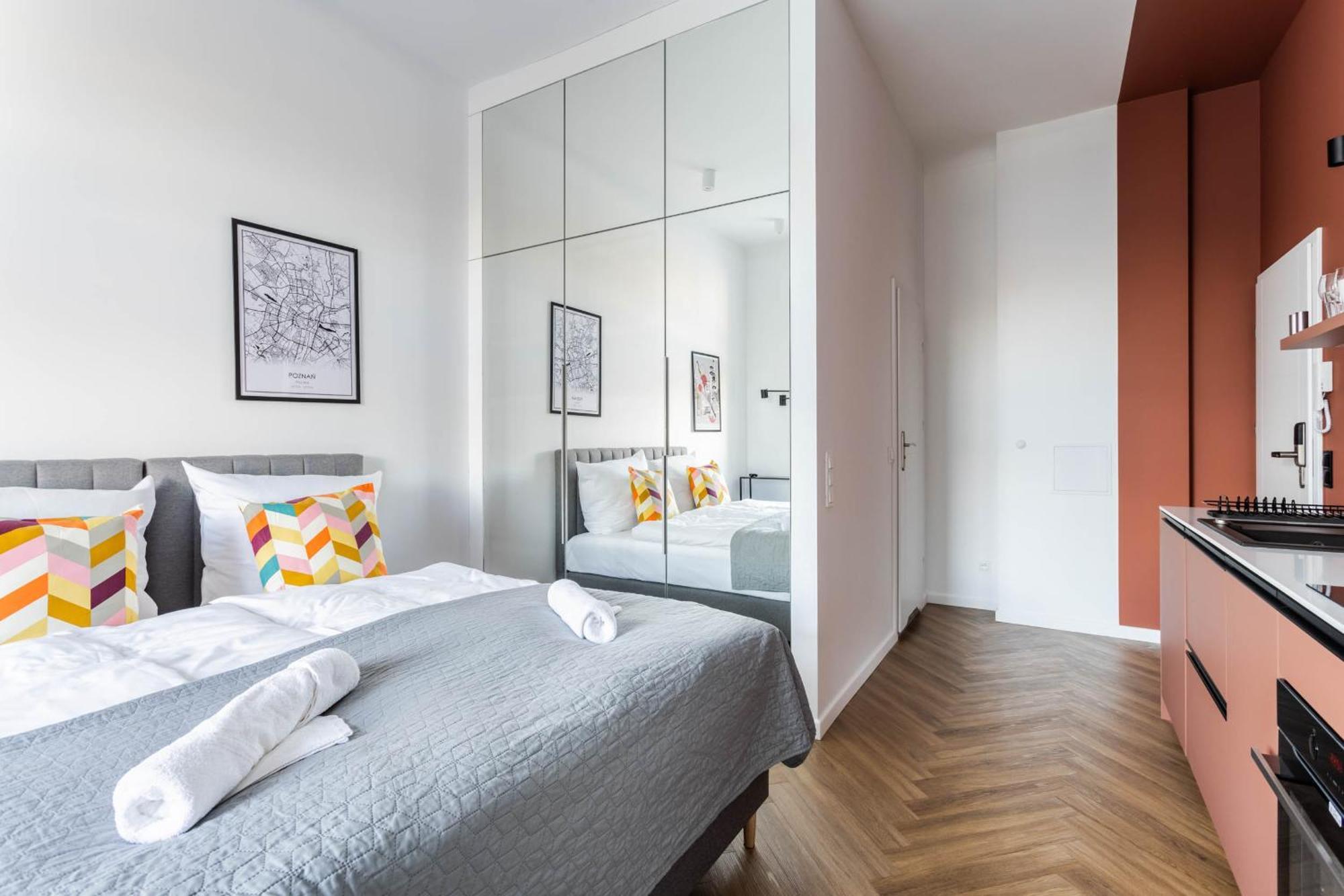 Przytulne I Komfortowe Studia Very Berry W Poznaniu By Noclegi Renters Luaran gambar