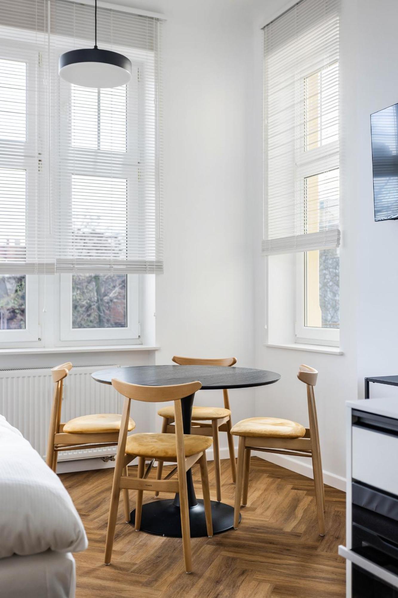 Przytulne I Komfortowe Studia Very Berry W Poznaniu By Noclegi Renters Luaran gambar
