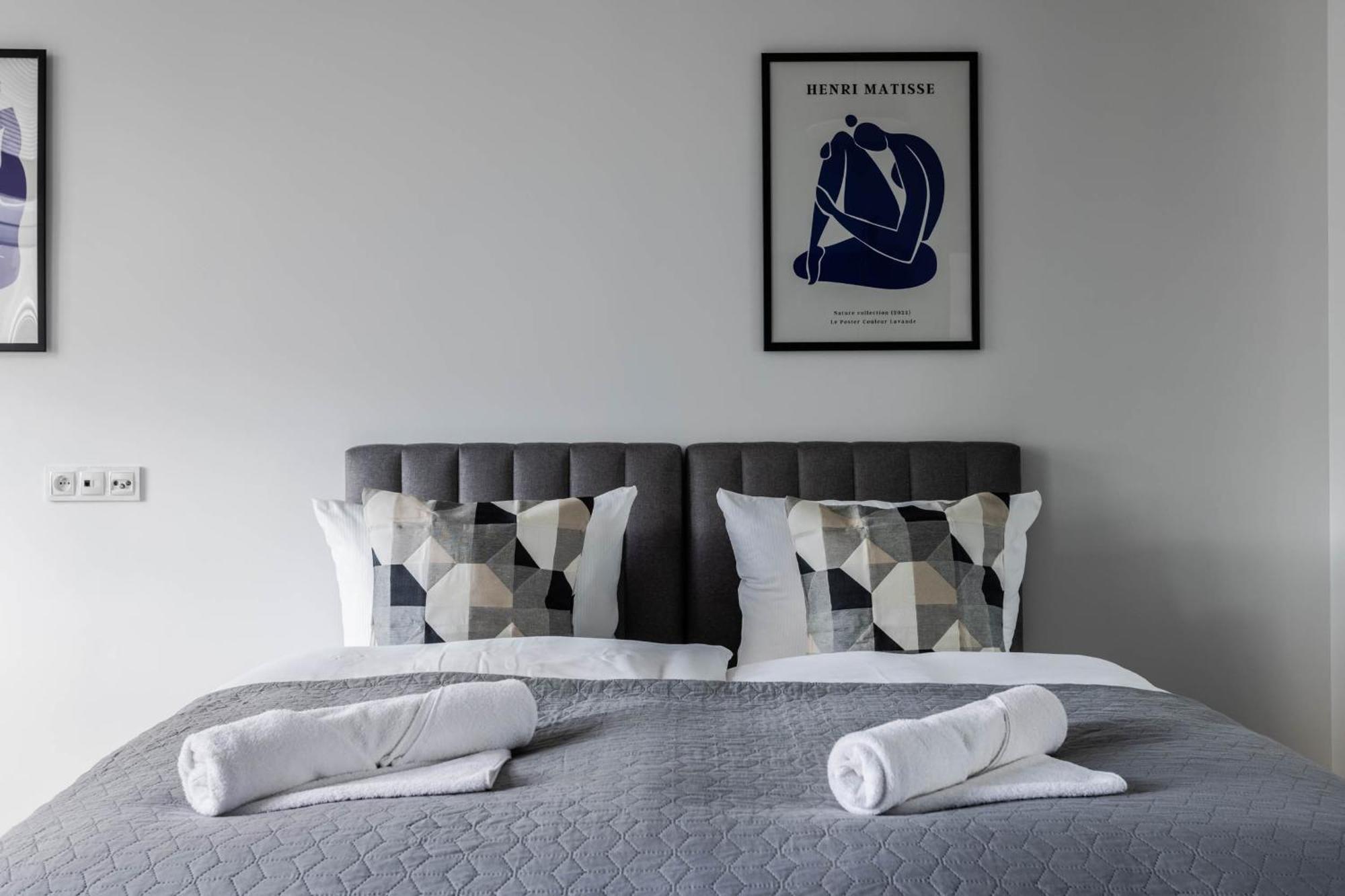 Przytulne I Komfortowe Studia Very Berry W Poznaniu By Noclegi Renters Luaran gambar