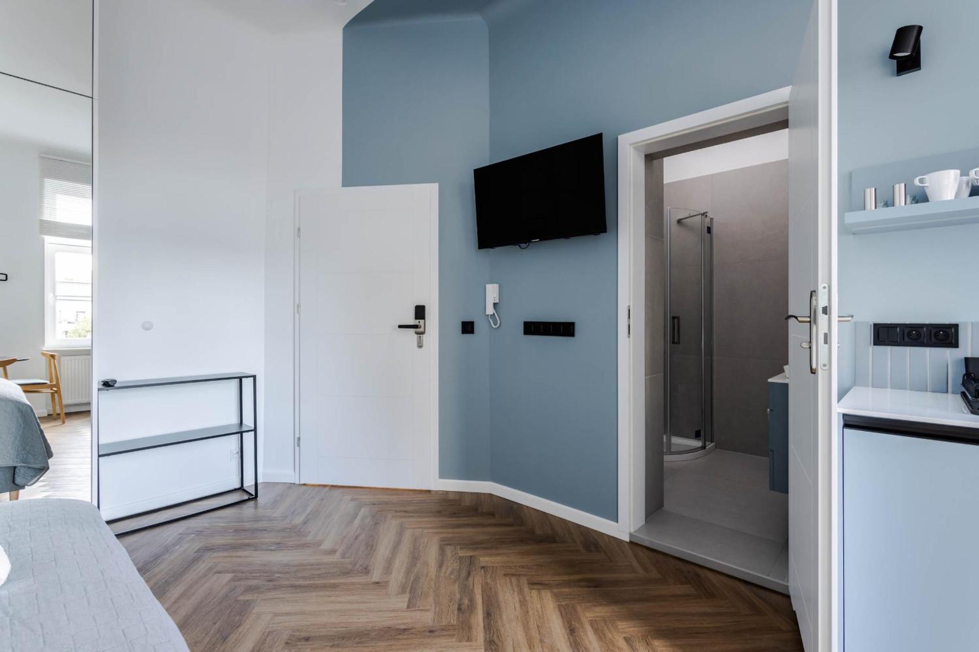 Przytulne I Komfortowe Studia Very Berry W Poznaniu By Noclegi Renters Luaran gambar