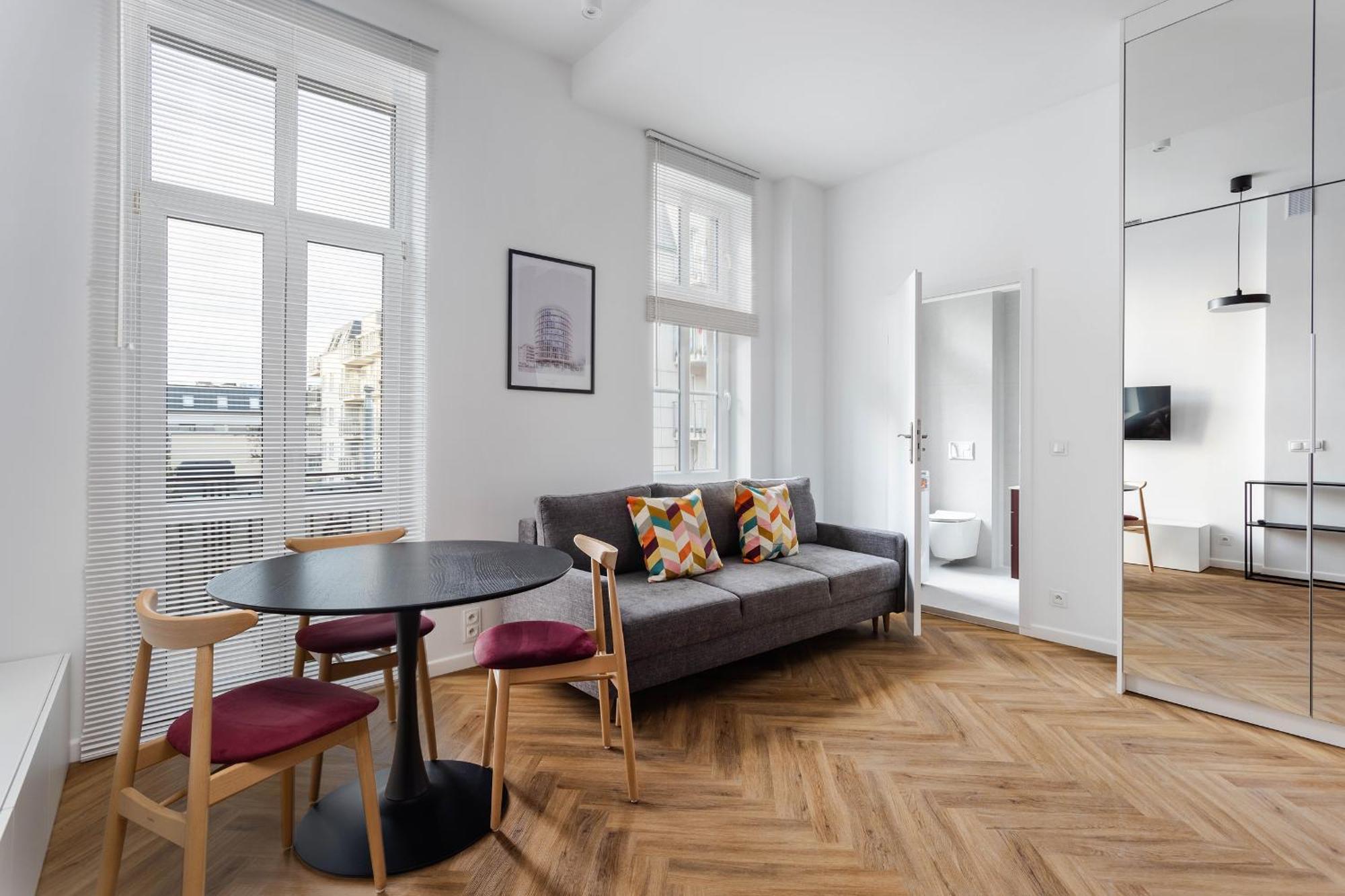 Przytulne I Komfortowe Studia Very Berry W Poznaniu By Noclegi Renters Luaran gambar